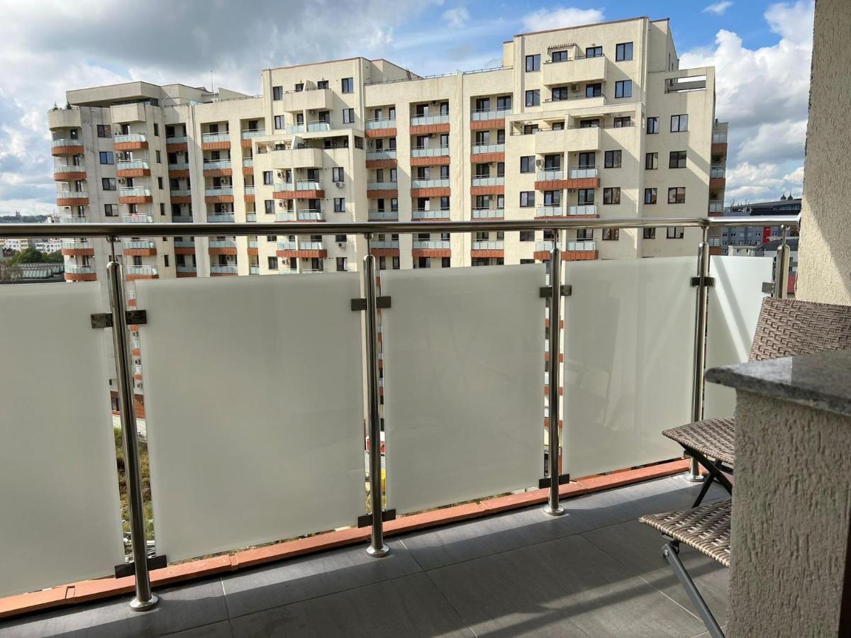 Studios & Apartments Palas By Glam At Lazar Towers Iasi Extérieur photo