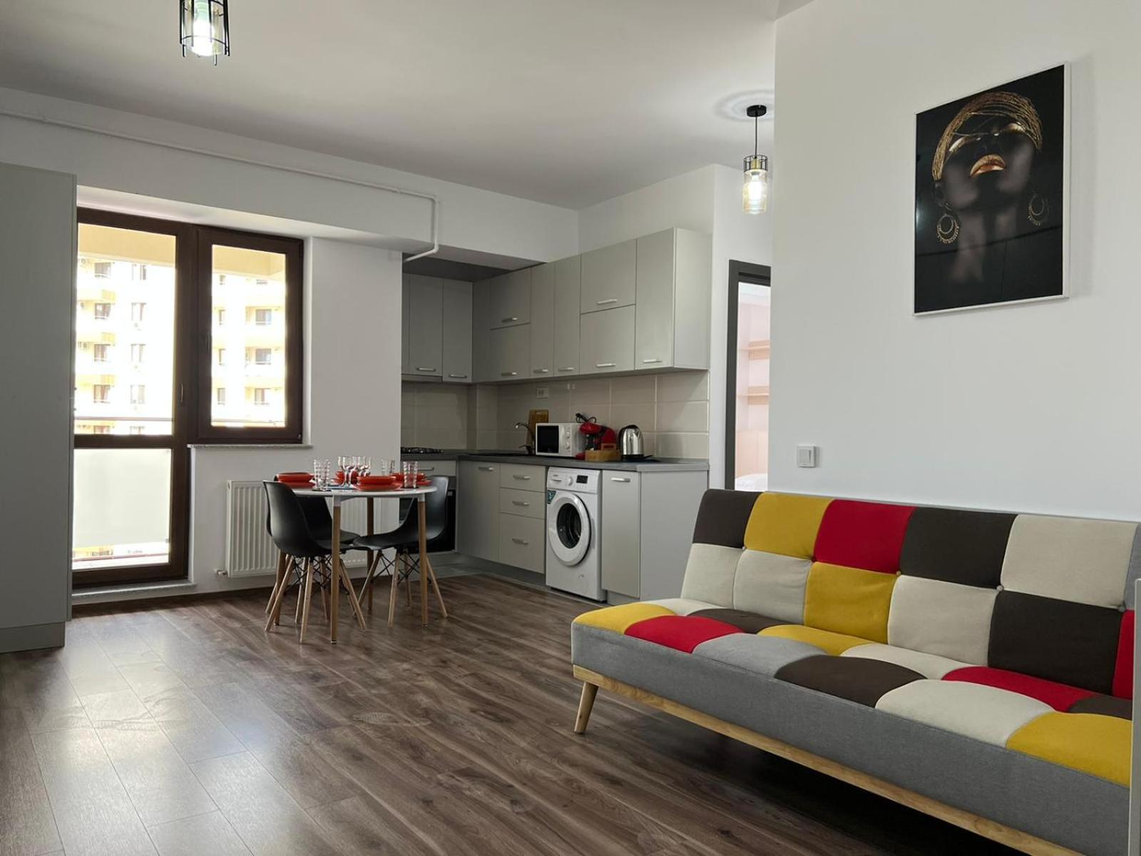Studios & Apartments Palas By Glam At Lazar Towers Iasi Extérieur photo