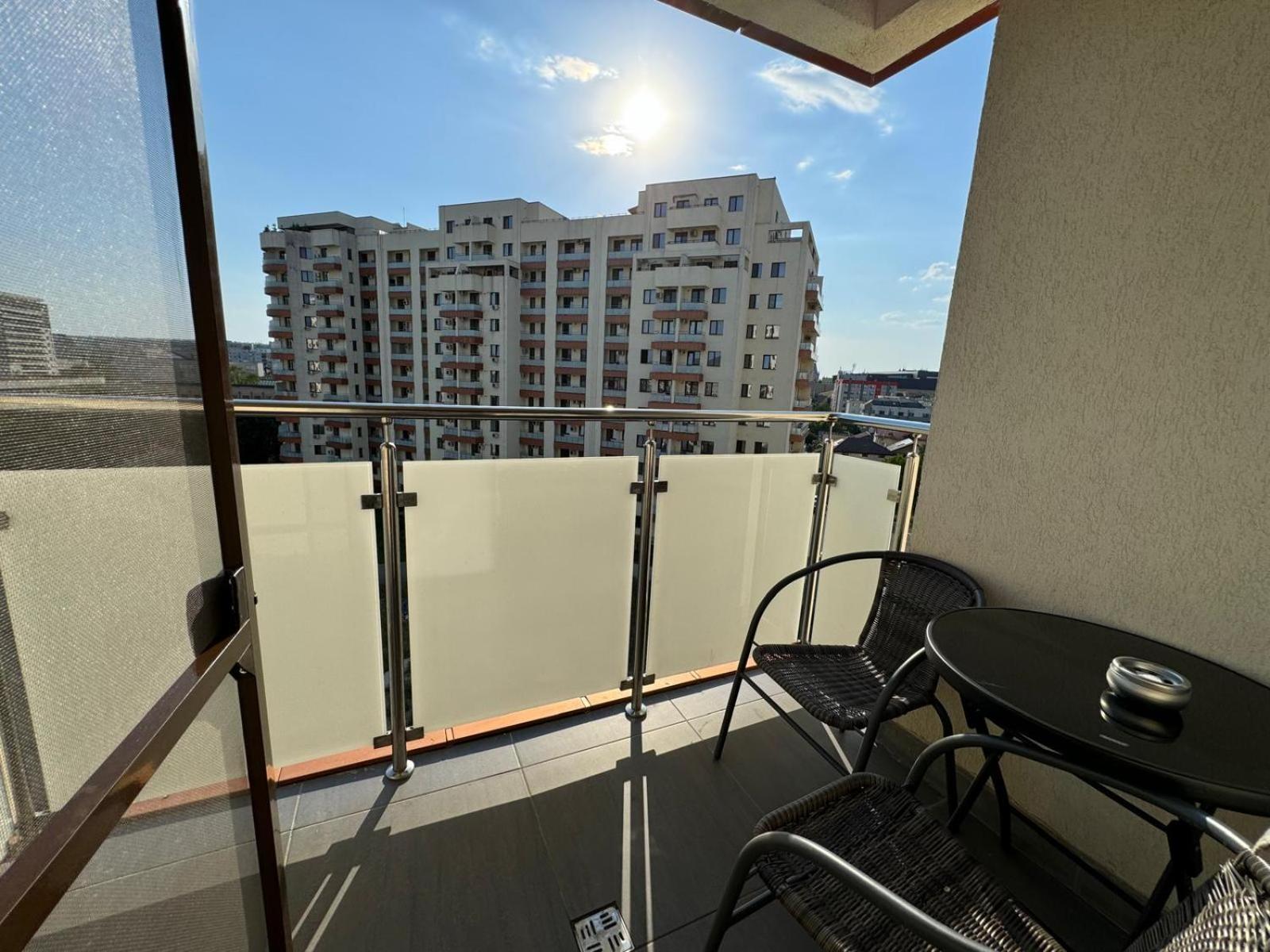 Studios & Apartments Palas By Glam At Lazar Towers Iasi Extérieur photo